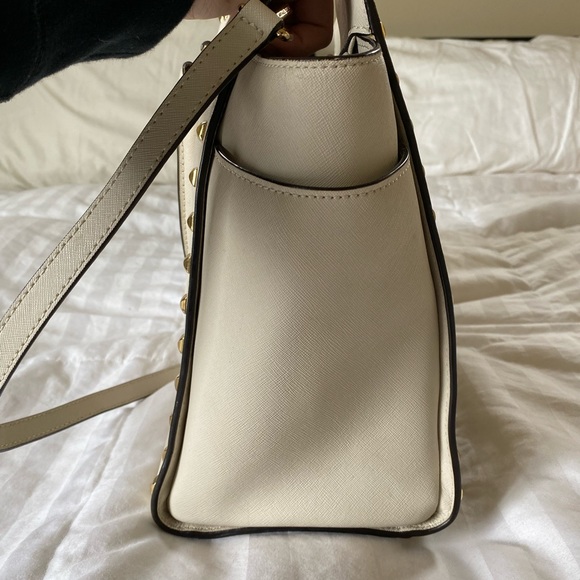 Authentic Michael Kors Handbag - Picture 13 of 13